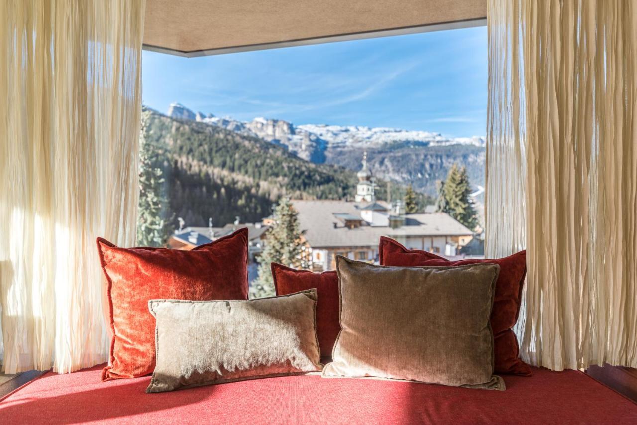 Hotel Tofana Сан-Кассиано Экстерьер фото